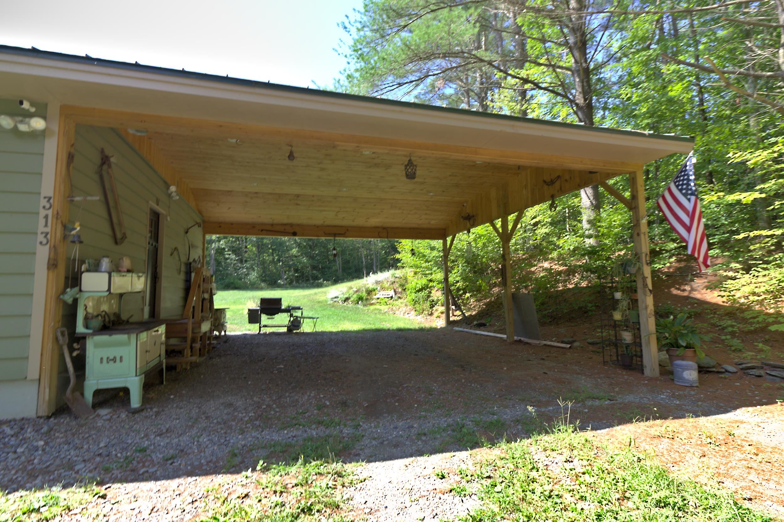 313 Nicholas Way Pownal, VT 05261 - Photo 33 of 40 Gallery Image 33