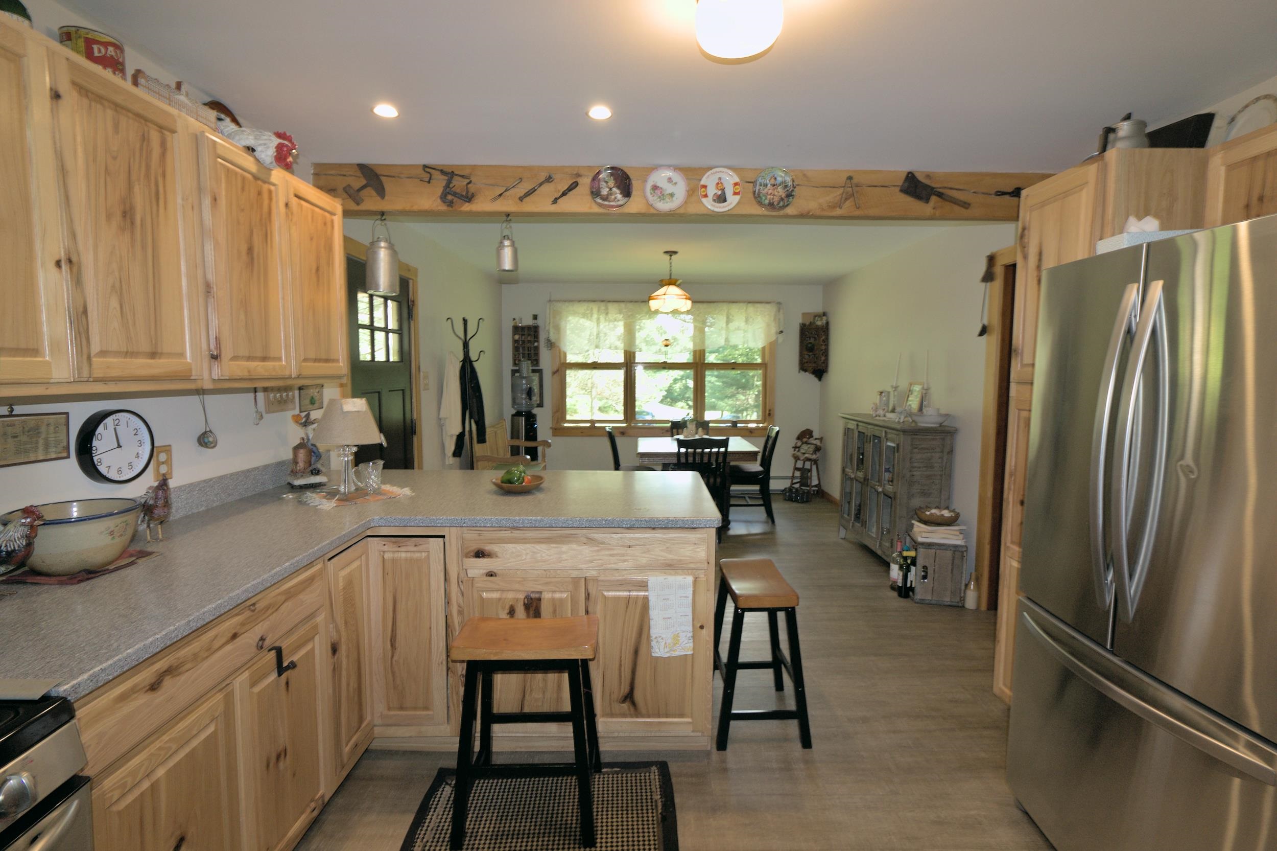 313 Nicholas Way Pownal, VT 05261 - Photo 6 of 40 Gallery Image 6