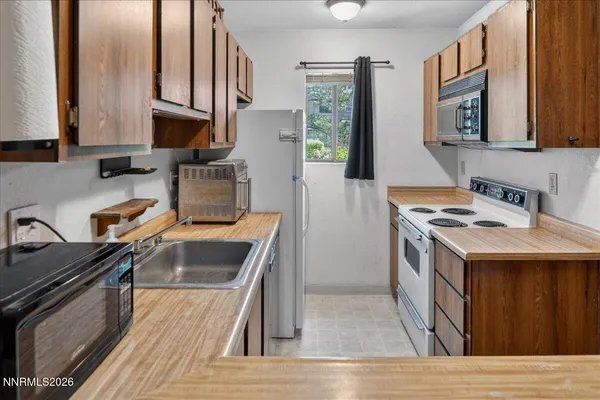 $210,000 | 4380 Matich Drive, Reno, NV 89502