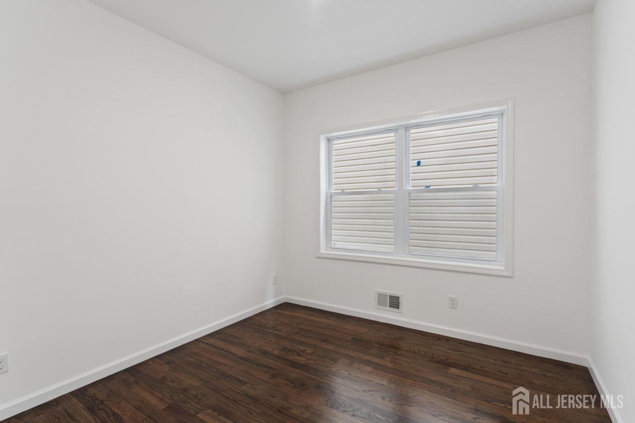 910 Bergen Street, Unit 1 Newark, NJ 07112 - Photo 9 of 14
