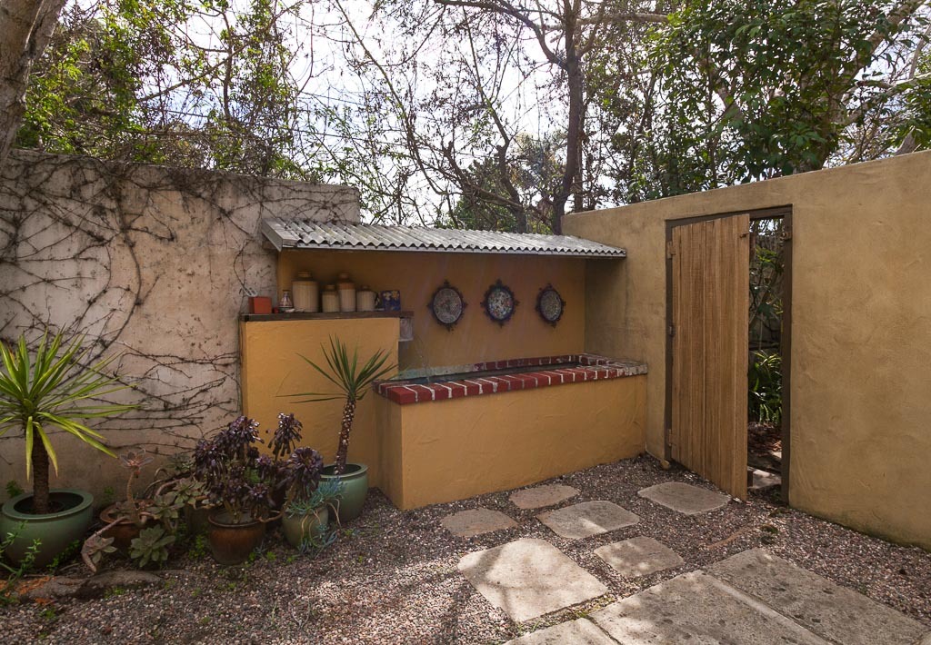 183 Hot Springs Road Santa Barbara, CA 93108 - Photo 14 of 26 SideAreaFountain