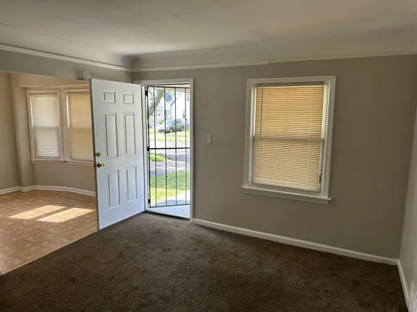 $92,000 | 9608 Minock Street, Detroit, MI 48228
