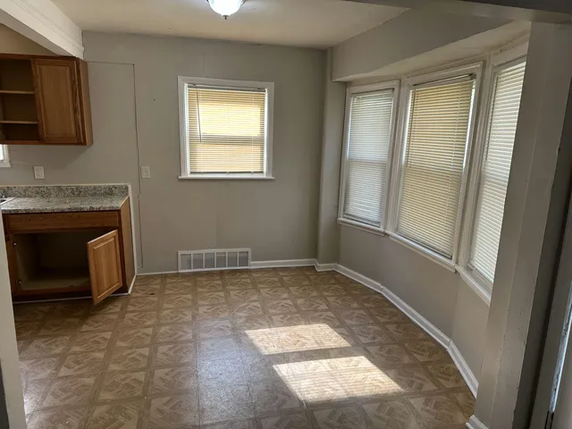 $92,000 | 9608 Minock Street, Detroit, MI 48228