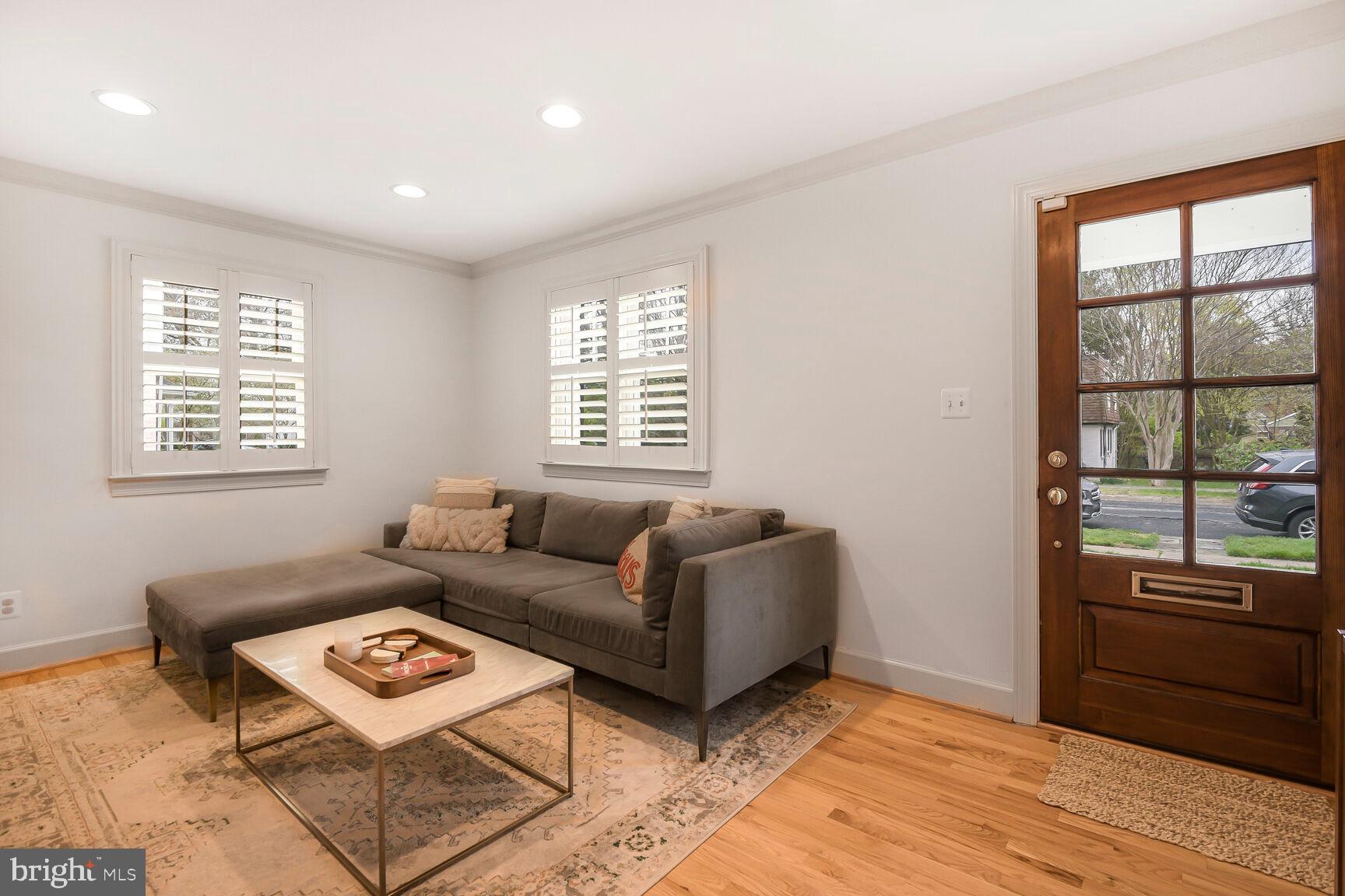 4403 Edgefield Road Kensington, MD 20895 - Photo 4 of 30 a living room with furniture and a window