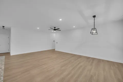 $469,900 | 700 Redwood Circle, Columbia, TN 38401