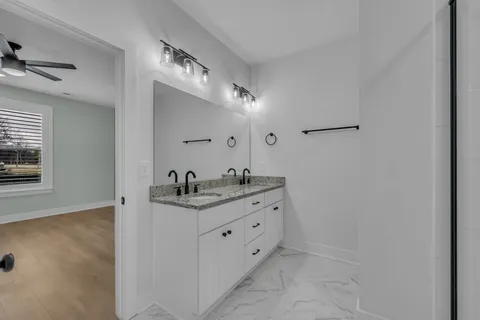 $469,900 | 700 Redwood Circle, Columbia, TN 38401