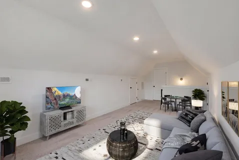 $469,900 | 700 Redwood Circle, Columbia, TN 38401