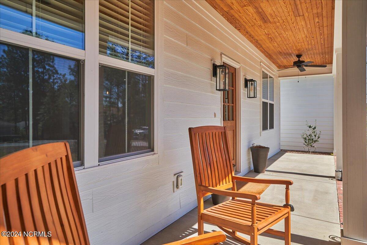 445 Burning Tree Road Pinehurst, NC 28374 - Photo 6 of 51 63-445 Burning Tree Place, Pinehurst_18
