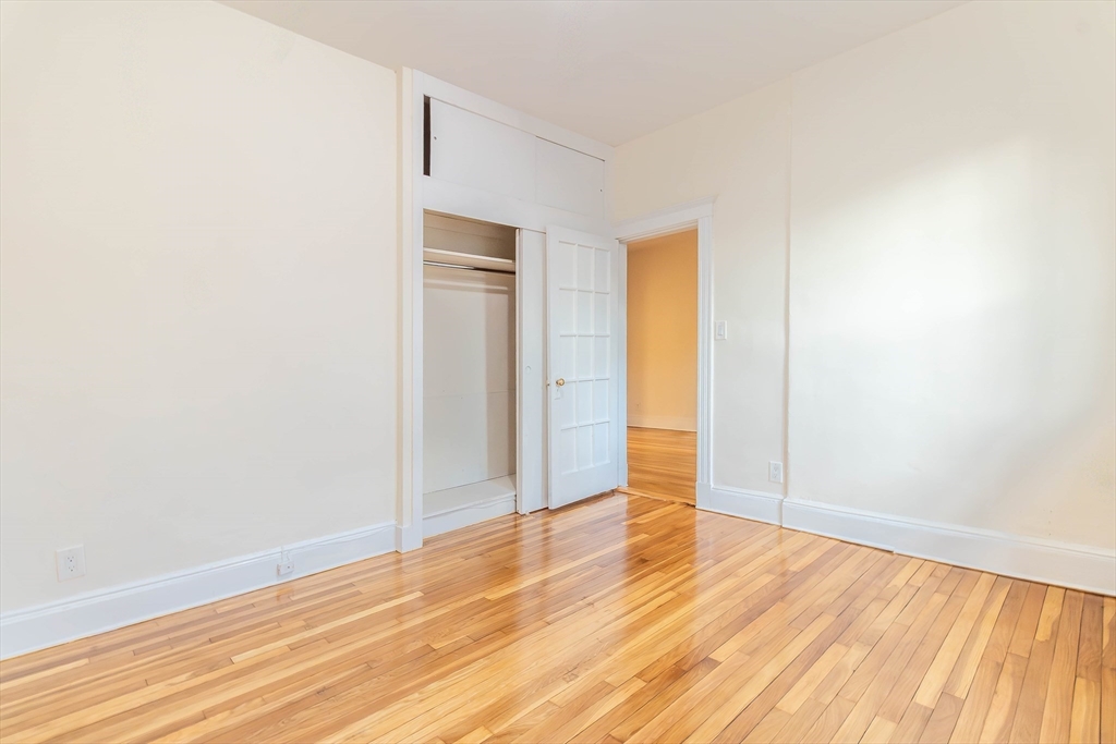 25 Mt Hood Road, Unit 2 Boston, MA 02135 - Photo 5 of 18