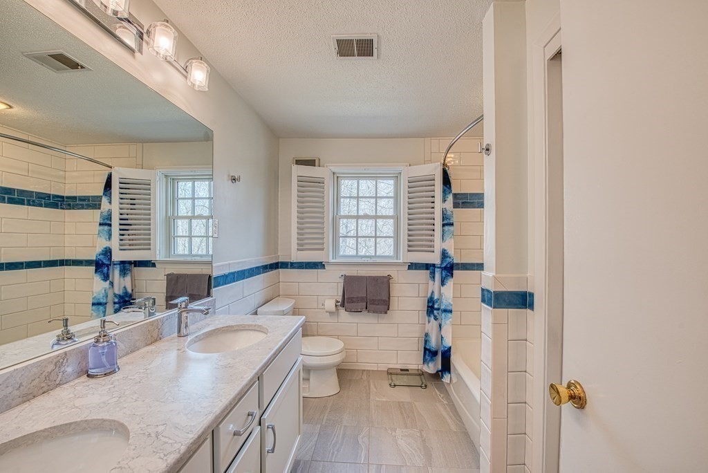 104 Brook Road Sharon, MA 02067 - Photo 25 of 36 Gallery Image 25