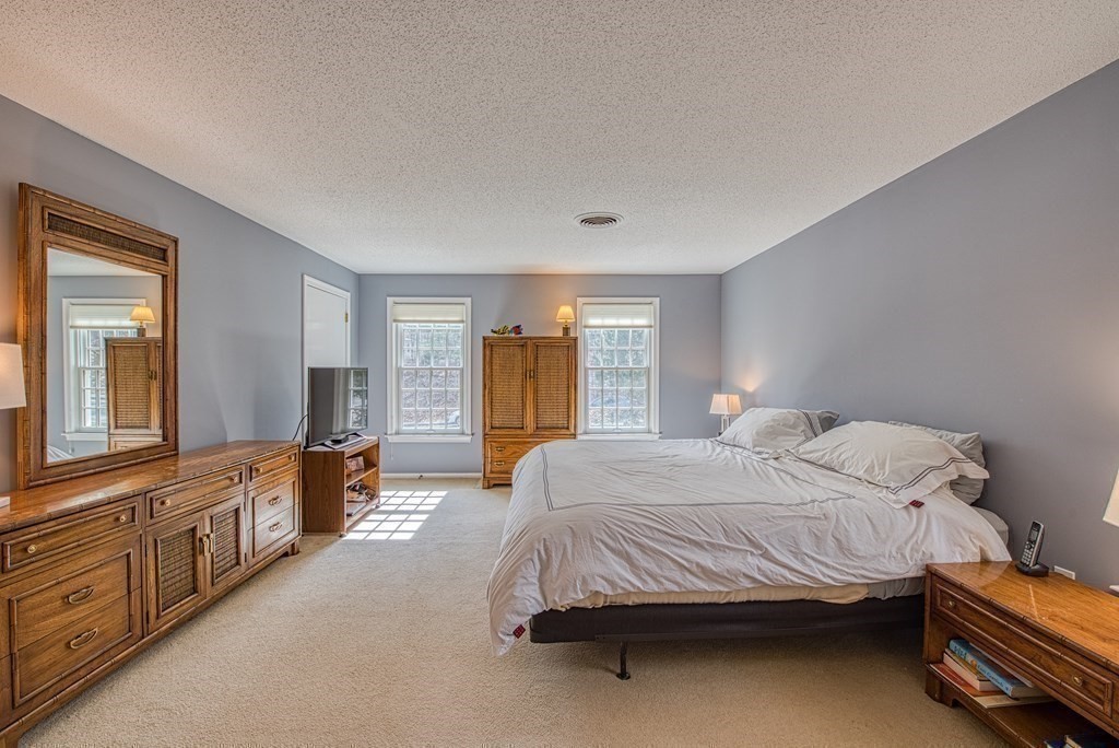 104 Brook Road Sharon, MA 02067 - Photo 26 of 36 Gallery Image 26