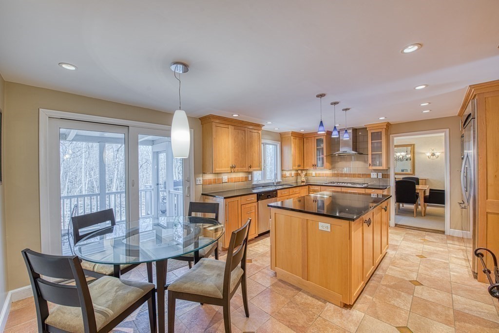104 Brook Road Sharon, MA 02067 - Photo 7 of 36 Gallery Image 7