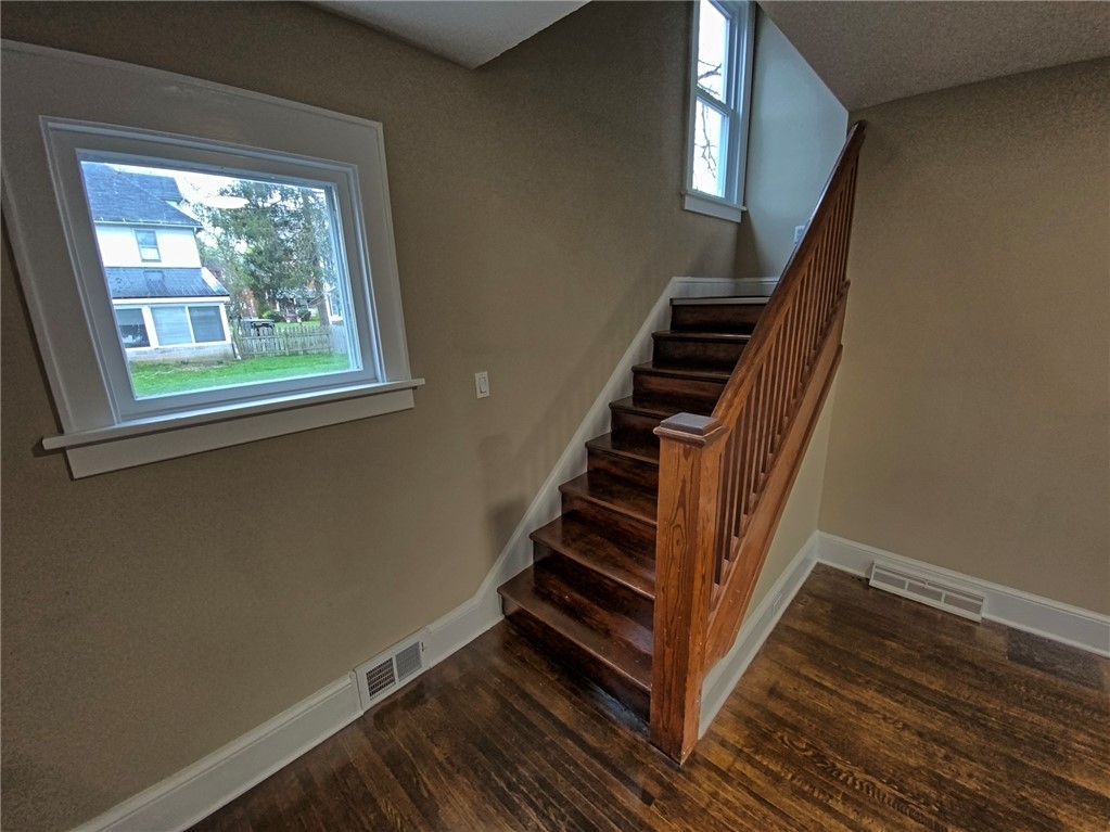 102 Chestnut Street Arcadia, NY 14513 - Photo 18 of 40