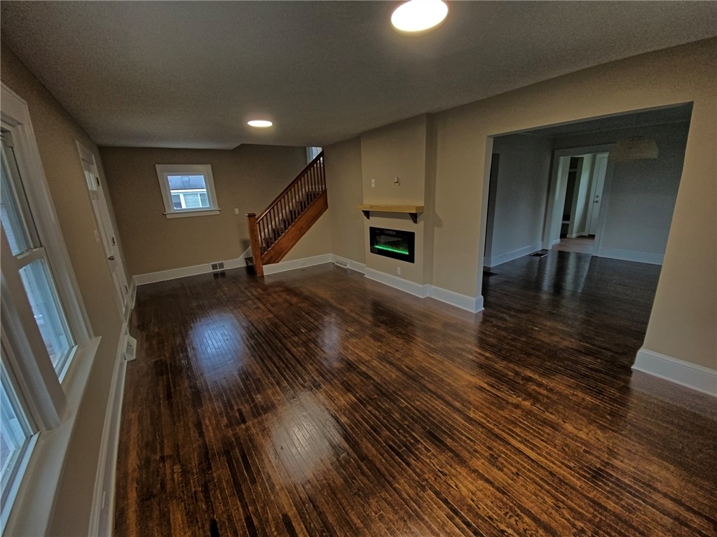 102 Chestnut Street Arcadia, NY 14513 - Photo 4 of 40