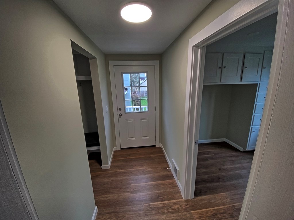 102 Chestnut Street Arcadia, NY 14513 - Photo 8 of 40