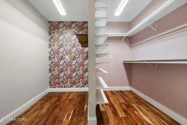 $650,000 | 5728 Hickory Valley Road, Heiskell, TN 37754