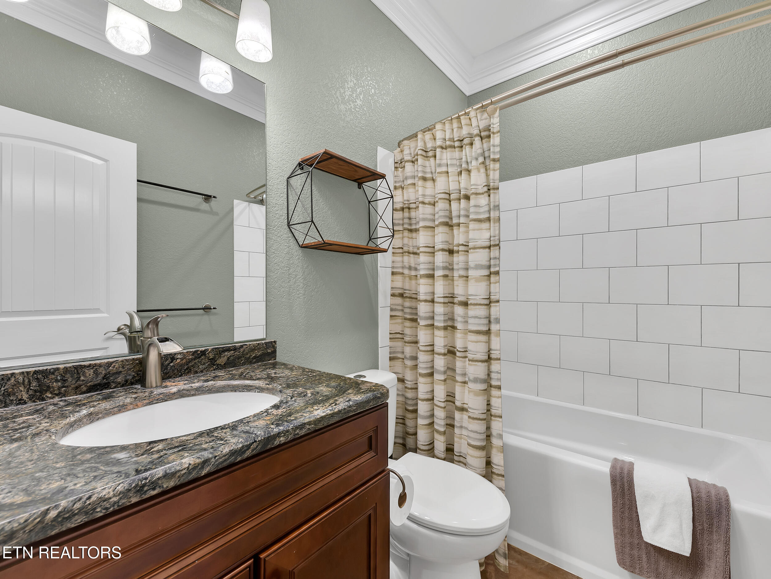 5728 Hickory Valley Road Heiskell, TN 37754 - Photo 26 of 60 Bath 2