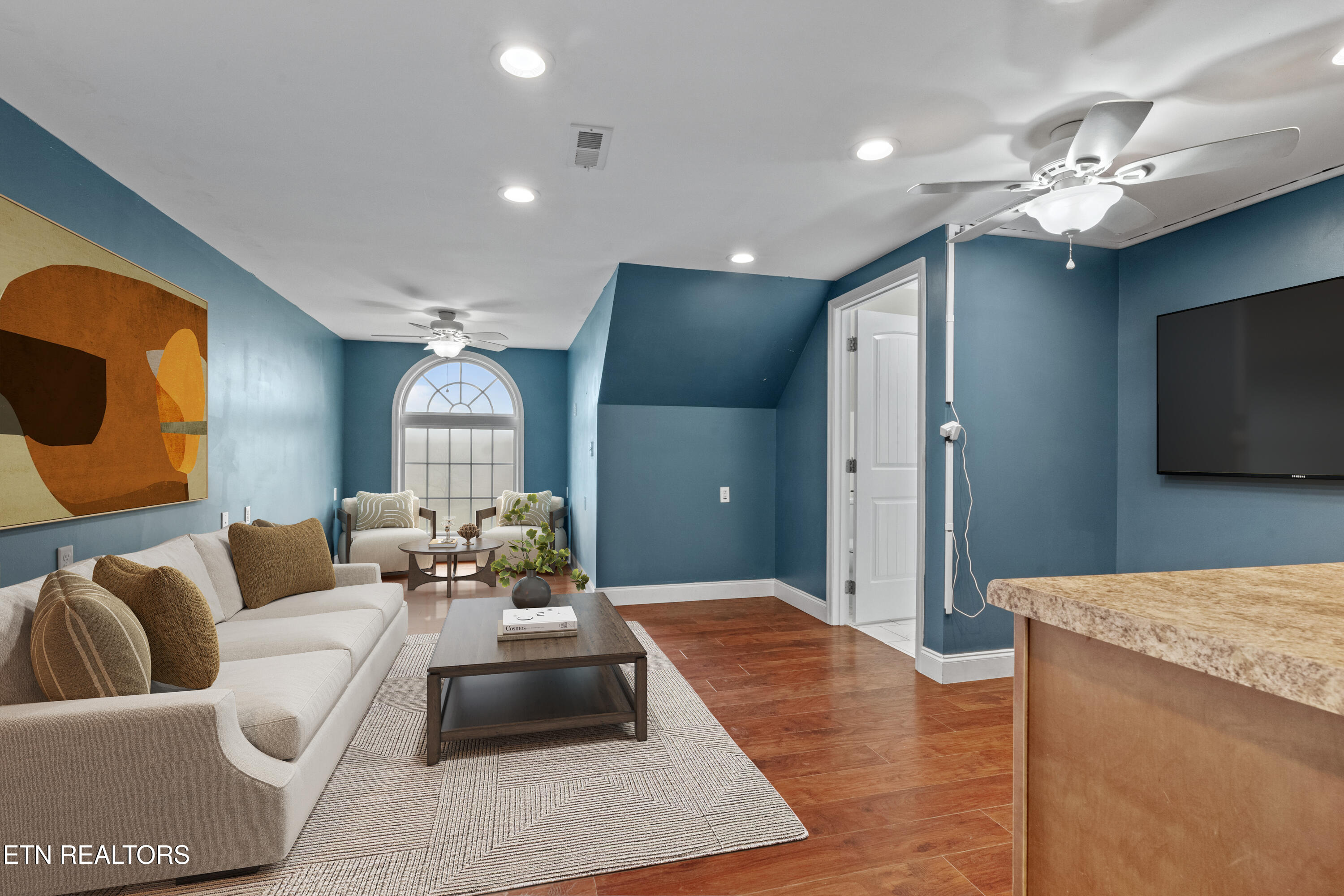 5728 Hickory Valley Road Heiskell, TN 37754 - Photo 36 of 57 VIRTUAL STAGING