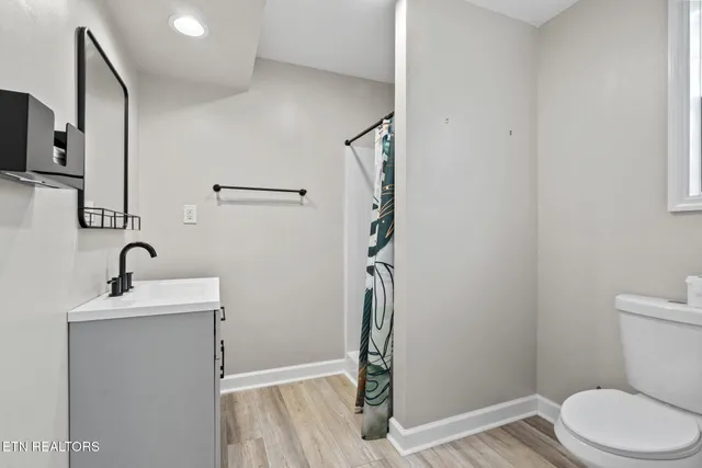 $650,000 | 5728 Hickory Valley Road, Heiskell, TN 37754