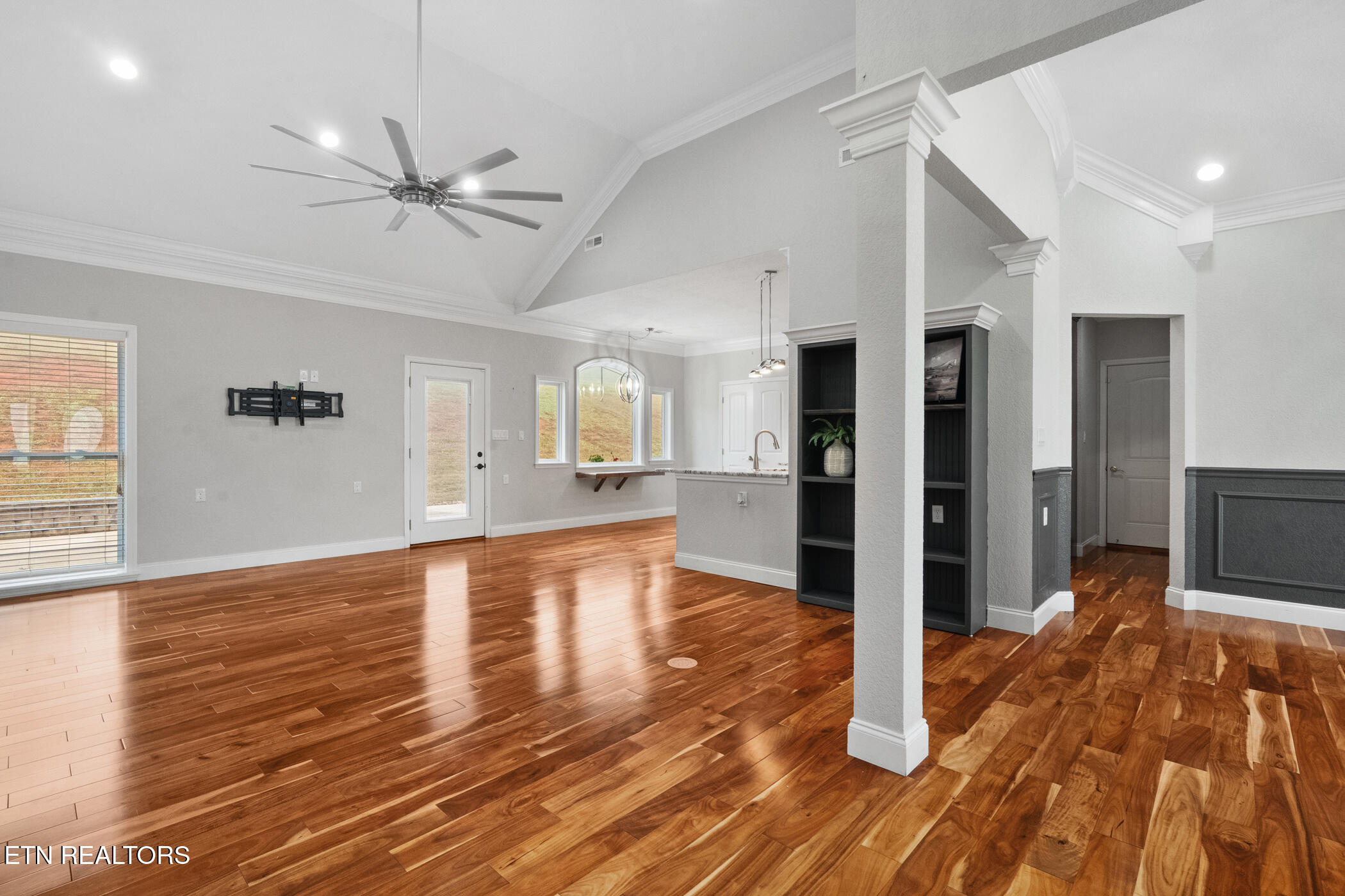 5728 Hickory Valley Road Heiskell, TN 37754 - Photo 7 of 60 Great Room