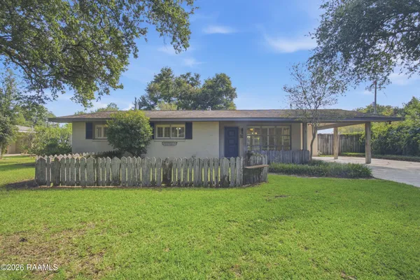 $240,000 | 100 Donald Drive, Lafayette, LA 70503