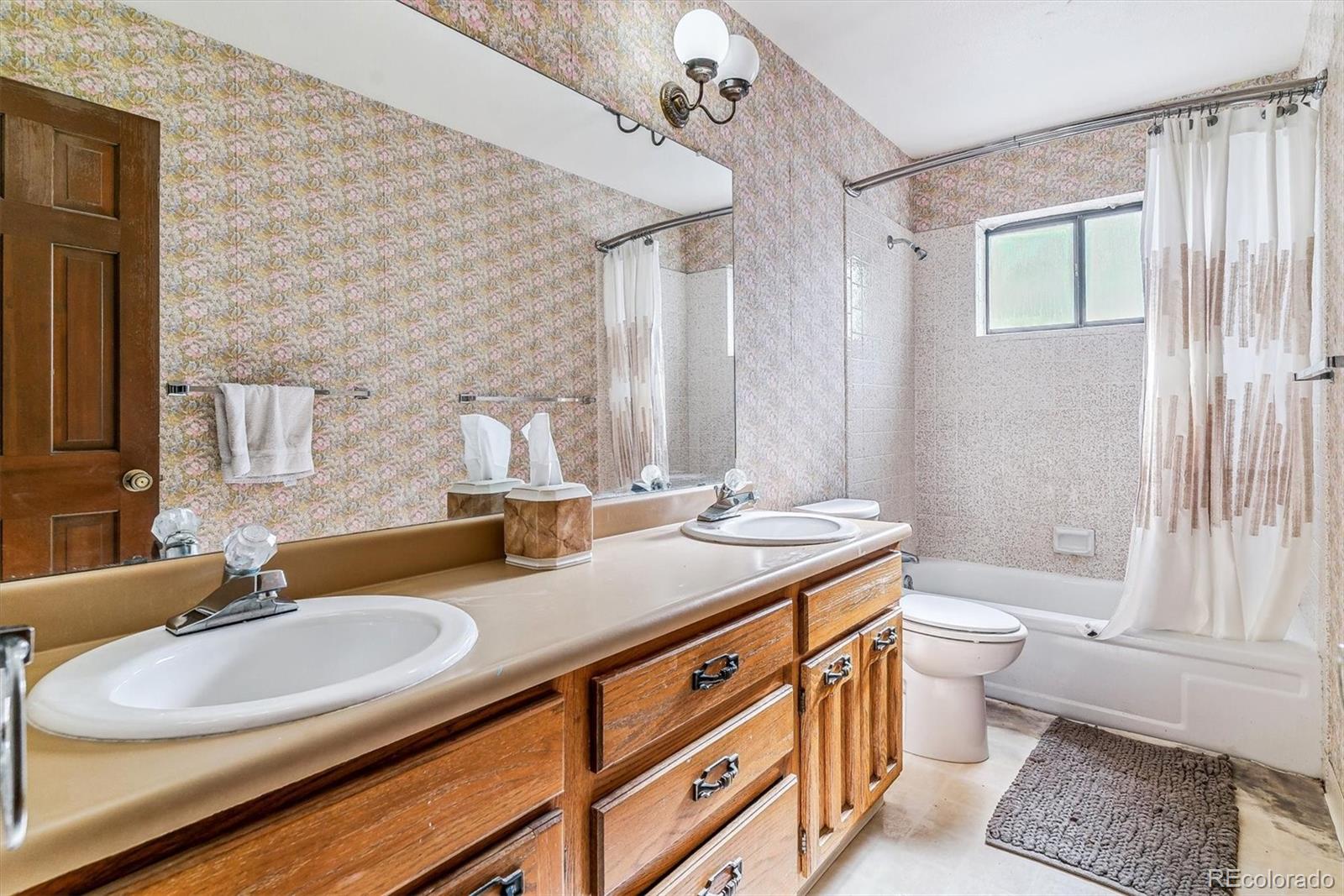 4604 South Raleigh Street Denver, CO 80236 - Photo 12 of 24 Gallery Image 12