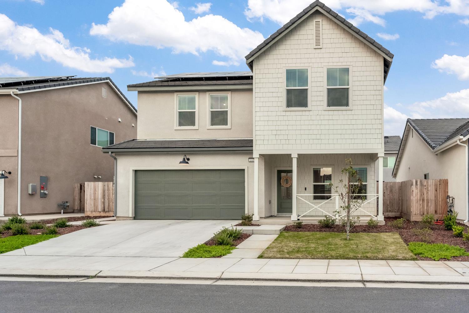 1039 Compass Drive West Madera, CA 93636 - Photo 4 of 45