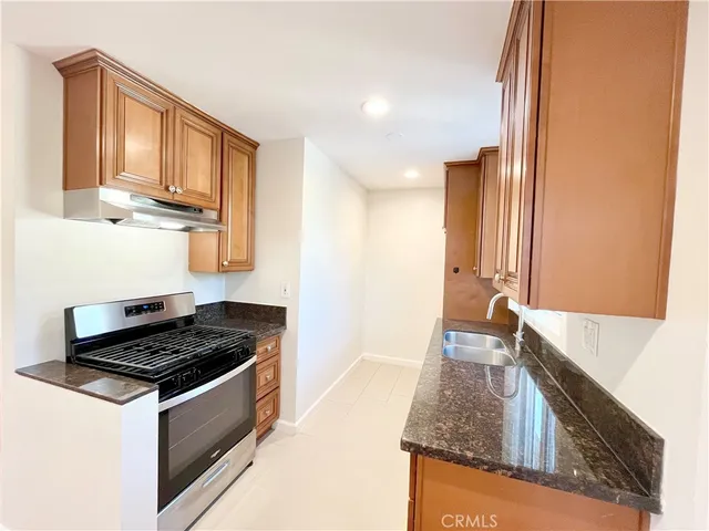 $2,200 | 2512 Cañada Boulevard, Unit 6, Glendale, CA 91208