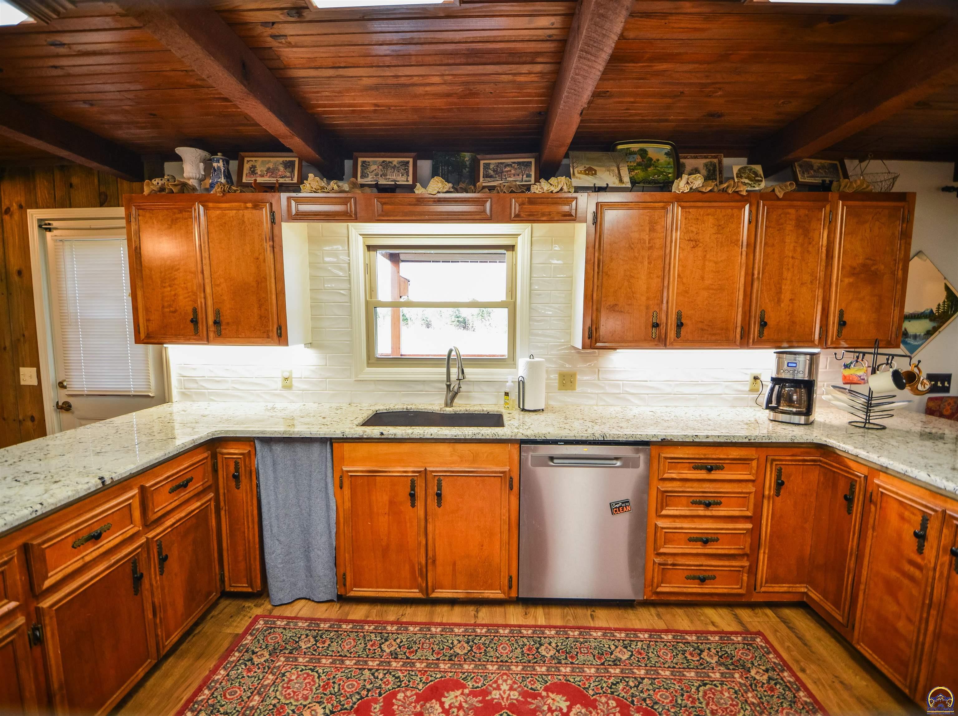 1786 Rd E5 Emporia, KS 66801 - Photo 9 of 62