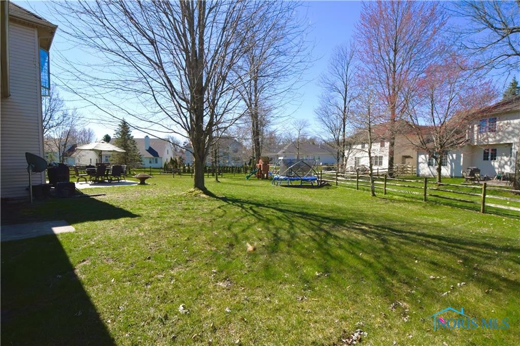 2565 Spruce Loop Road Sylvania, OH 43560 - Photo 3 of 50 Gallery Image 3