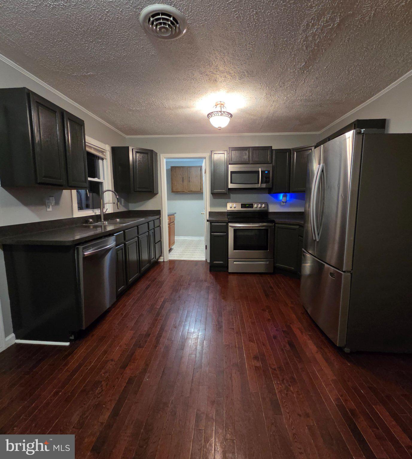 178 Payne Road Winchester, VA 22603 - Photo 44 of 101 13x15 kitchen/ bruce floors