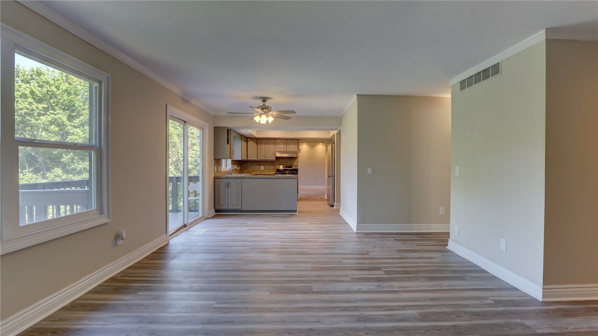 2287 Valley View Place Decatur, IL 62522 - Photo 23 of 43