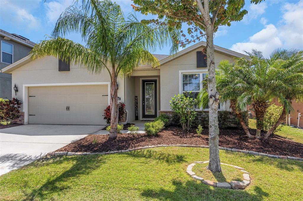 a house view with a swimming pool