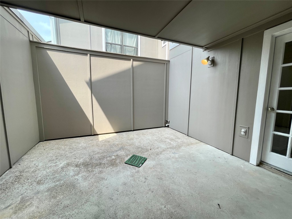 1721 Timber Ridge Drive Austin, TX 78741 - Photo 12 of 30