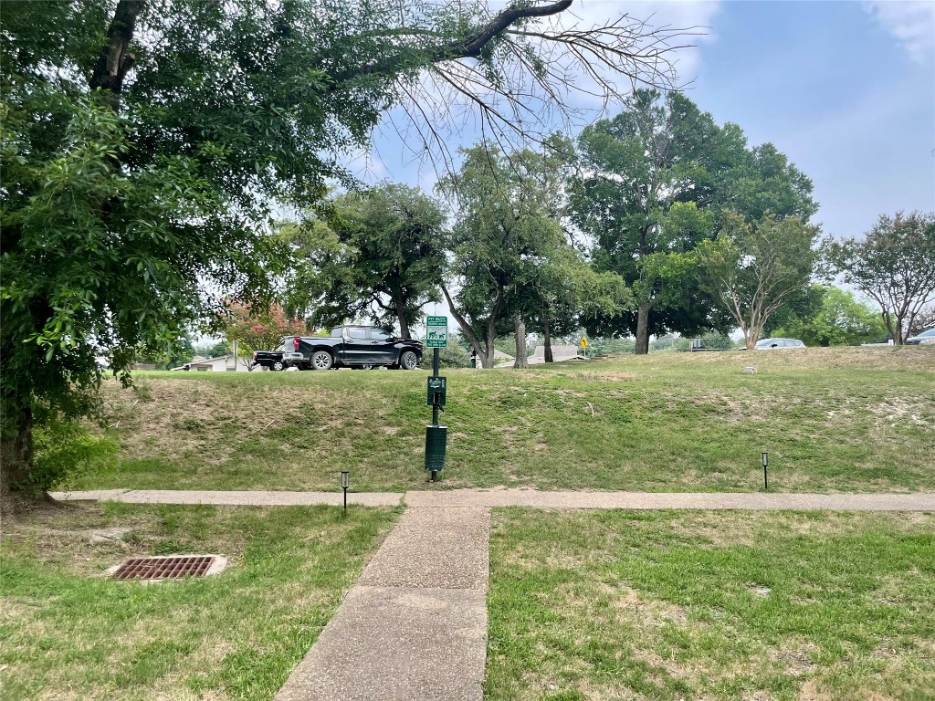 1721 Timber Ridge Drive Austin, TX 78741 - Photo 24 of 30