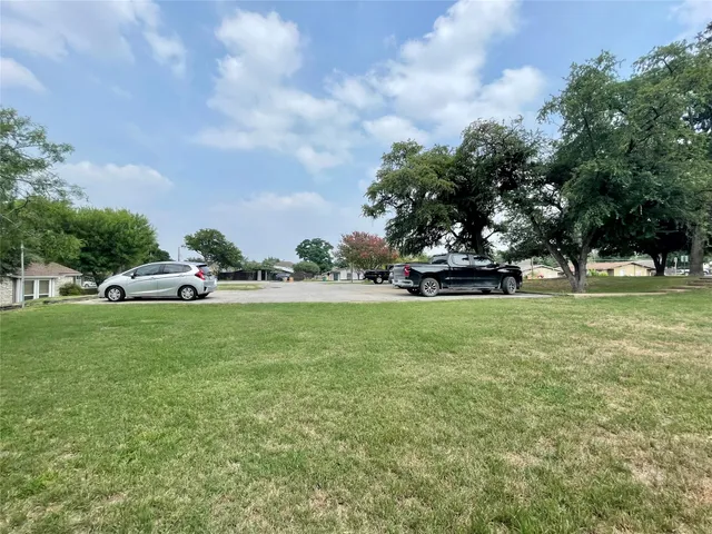 $2,000 | 1721 Timber Ridge Drive, Austin, TX 78741