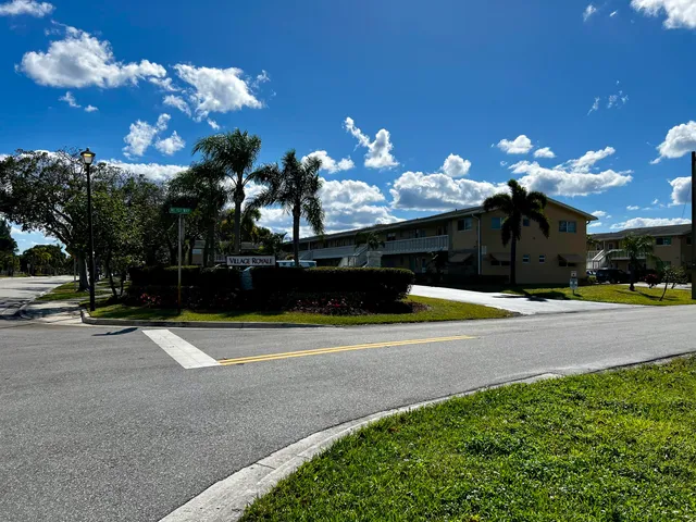 $1,600 | 2222 Northeast 1st Way, Unit 103, Boynton Beach, FL 33435