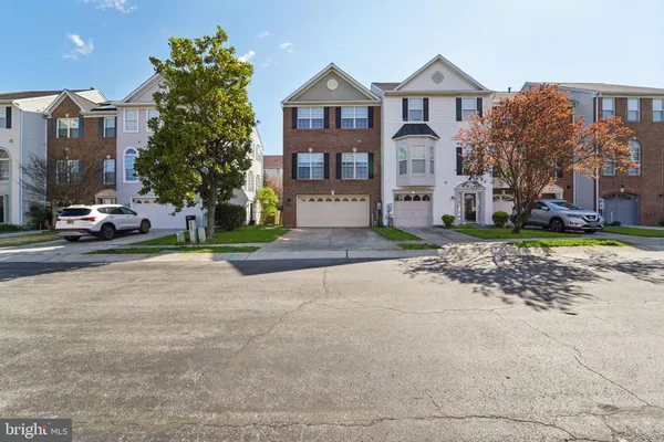 $540,000 | 2715 Thornbrook Court, Odenton, MD 21113