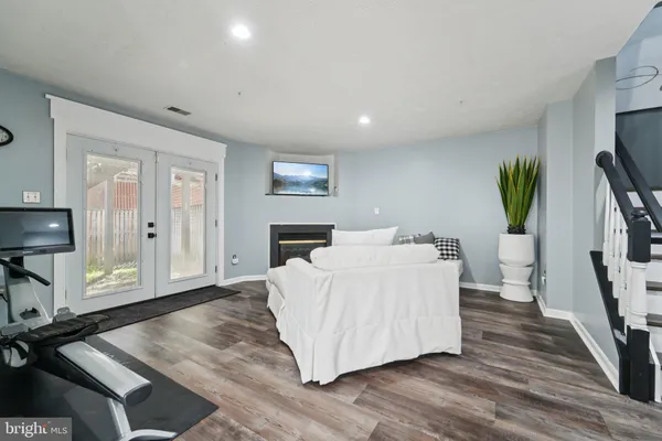 $540,000 | 2715 Thornbrook Court, Odenton, MD 21113