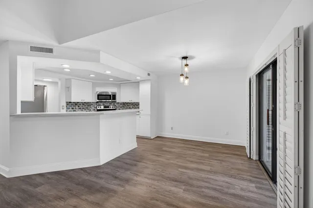 $469,000 | 102 Sea Oats Drive, Unit B, Juno Beach, FL 33408