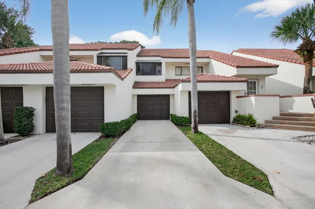 $469,000 | 102 Sea Oats Drive, Unit B, Juno Beach, FL 33408