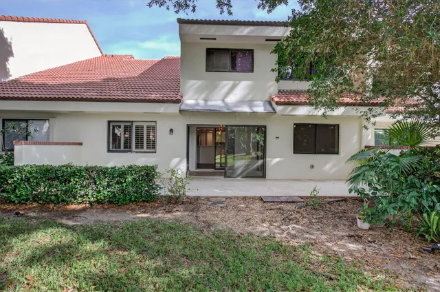 $469,000 | 102 Sea Oats Drive, Unit B, Juno Beach, FL 33408