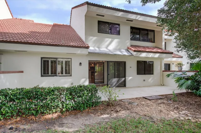 $469,000 | 102 Sea Oats Drive, Unit B, Juno Beach, FL 33408