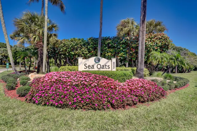 $469,000 | 102 Sea Oats Drive, Unit B, Juno Beach, FL 33408