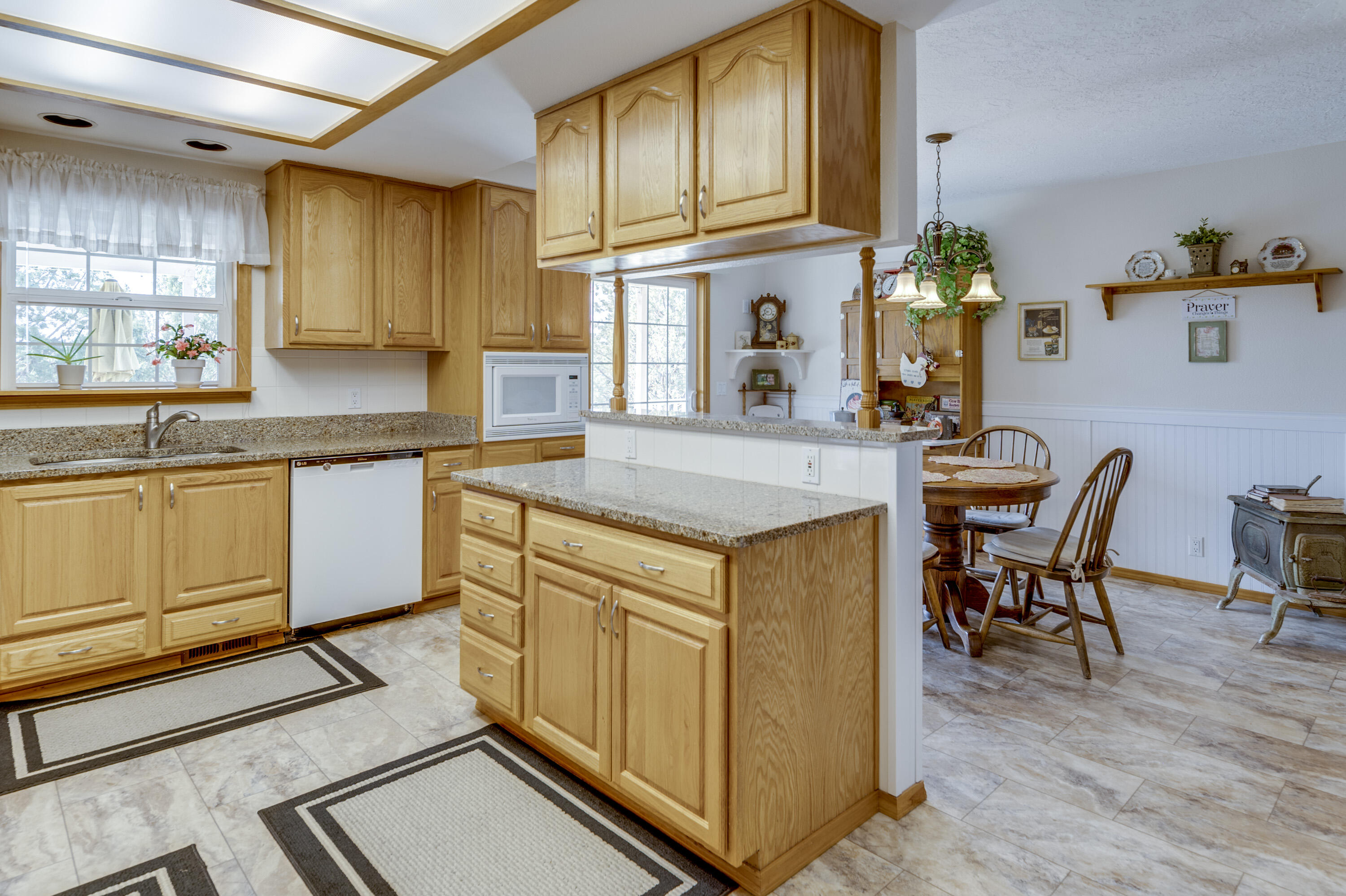 9354 Southwest Shad Road Terrebonne, OR 97760 - Photo 8 of 18 1000000039