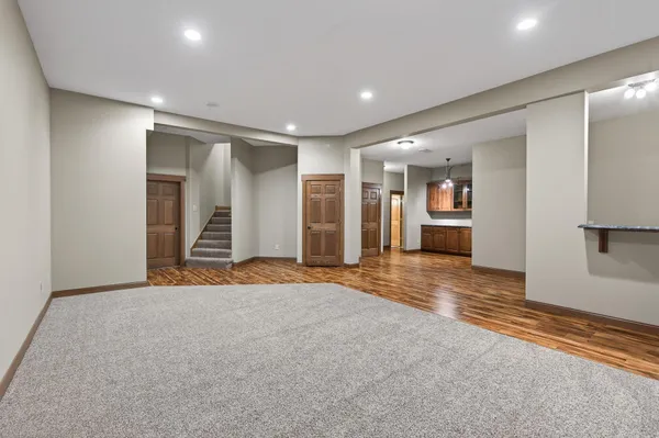 $750,000 | 26563 Woodlands Parkway, Zimmerman, MN 55398