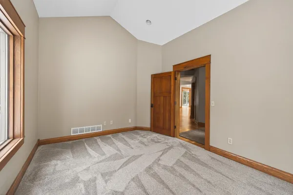$750,000 | 26563 Woodlands Parkway, Zimmerman, MN 55398