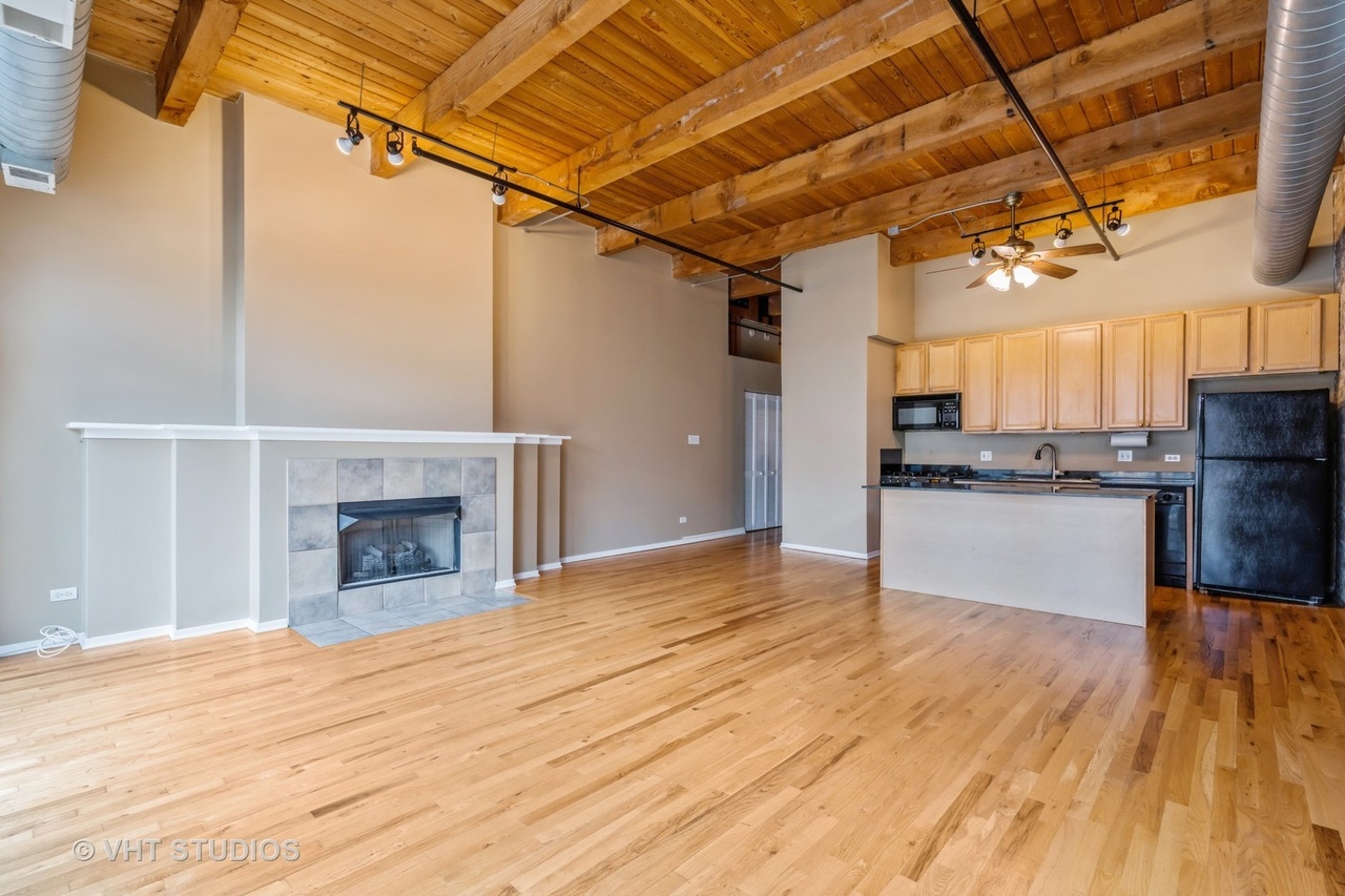 14 North Sangamon Street, Unit 401 Chicago, IL 60607 - Photo 4 of 13