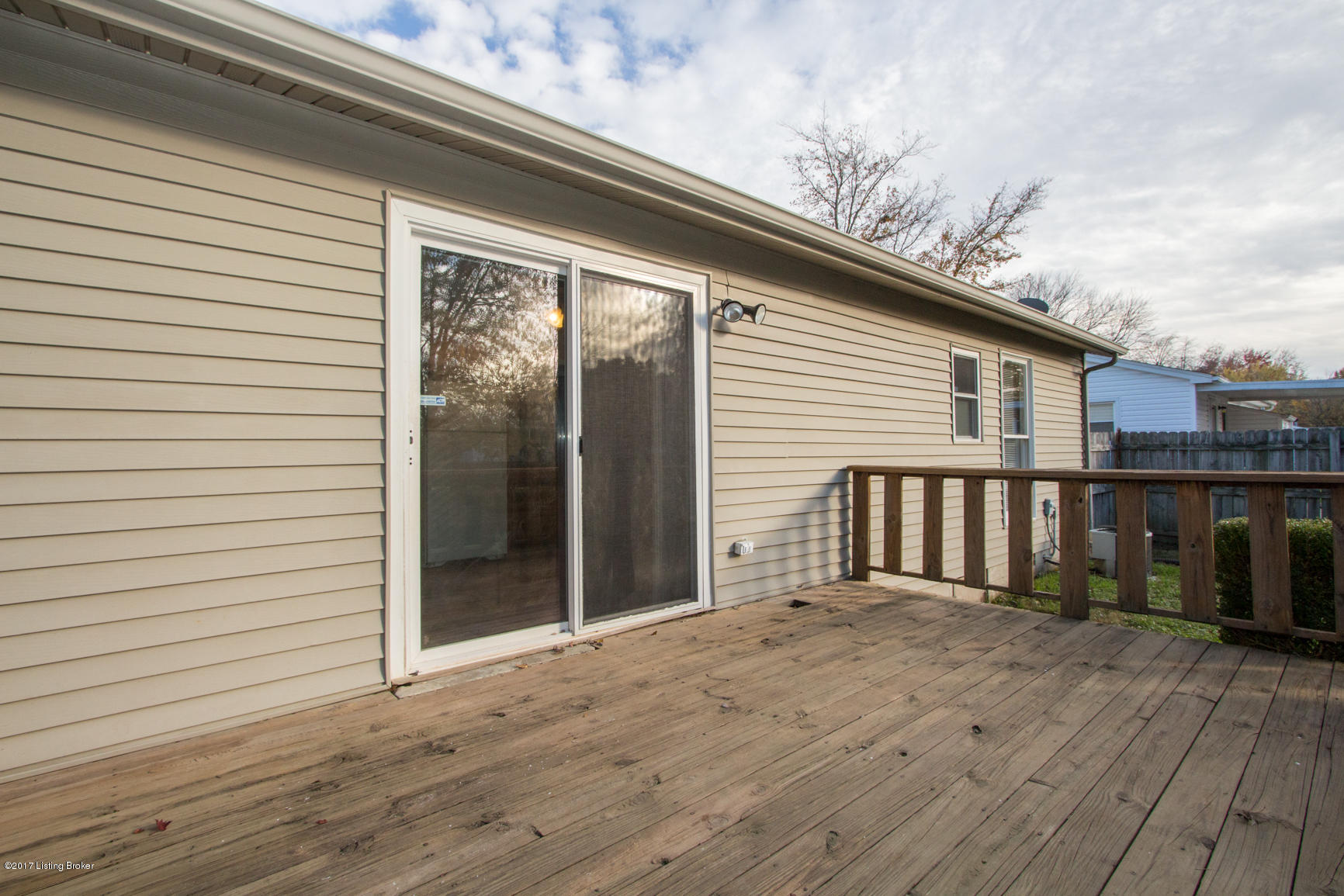 9106 New Maple Road Louisville, KY 40229 - Photo 32 of 48 JThomas Photography-9106 Maple-21