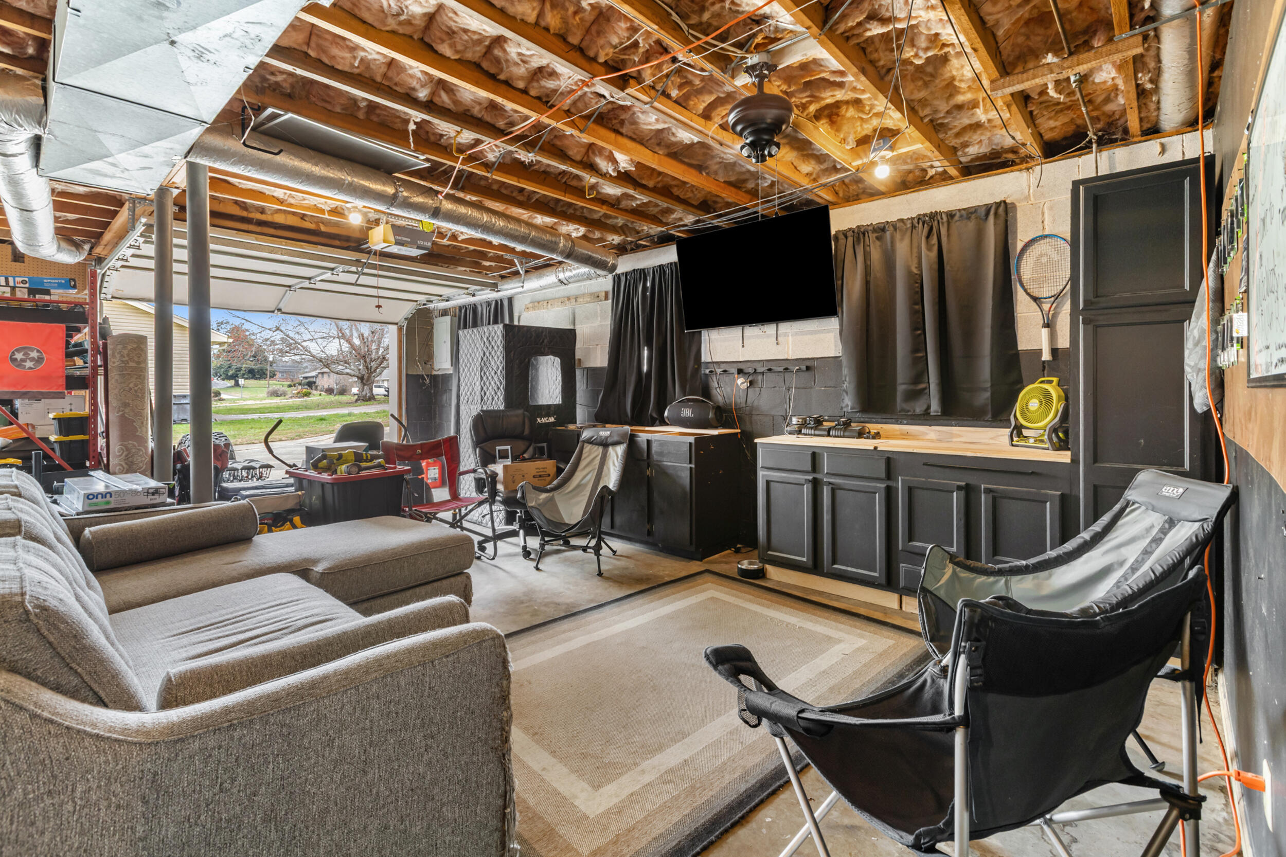 2712 St Lawrence Road Chattanooga, TN 37421 - Photo 40 of 50 Garage Hang out